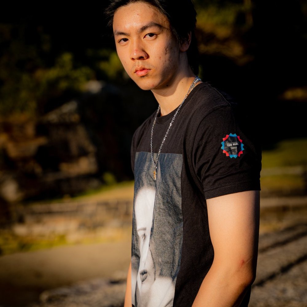 The Real TeeSea; M; Men’s 100% Cotton Black & Grey Graphic Short Sleeve T-Shirt! - Picture 2 of 9